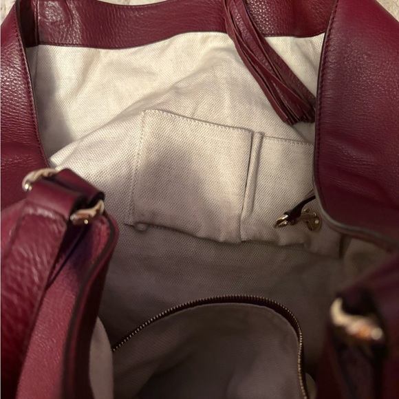 Authentic Gucci large hobo bag. - Picture 9 of 11